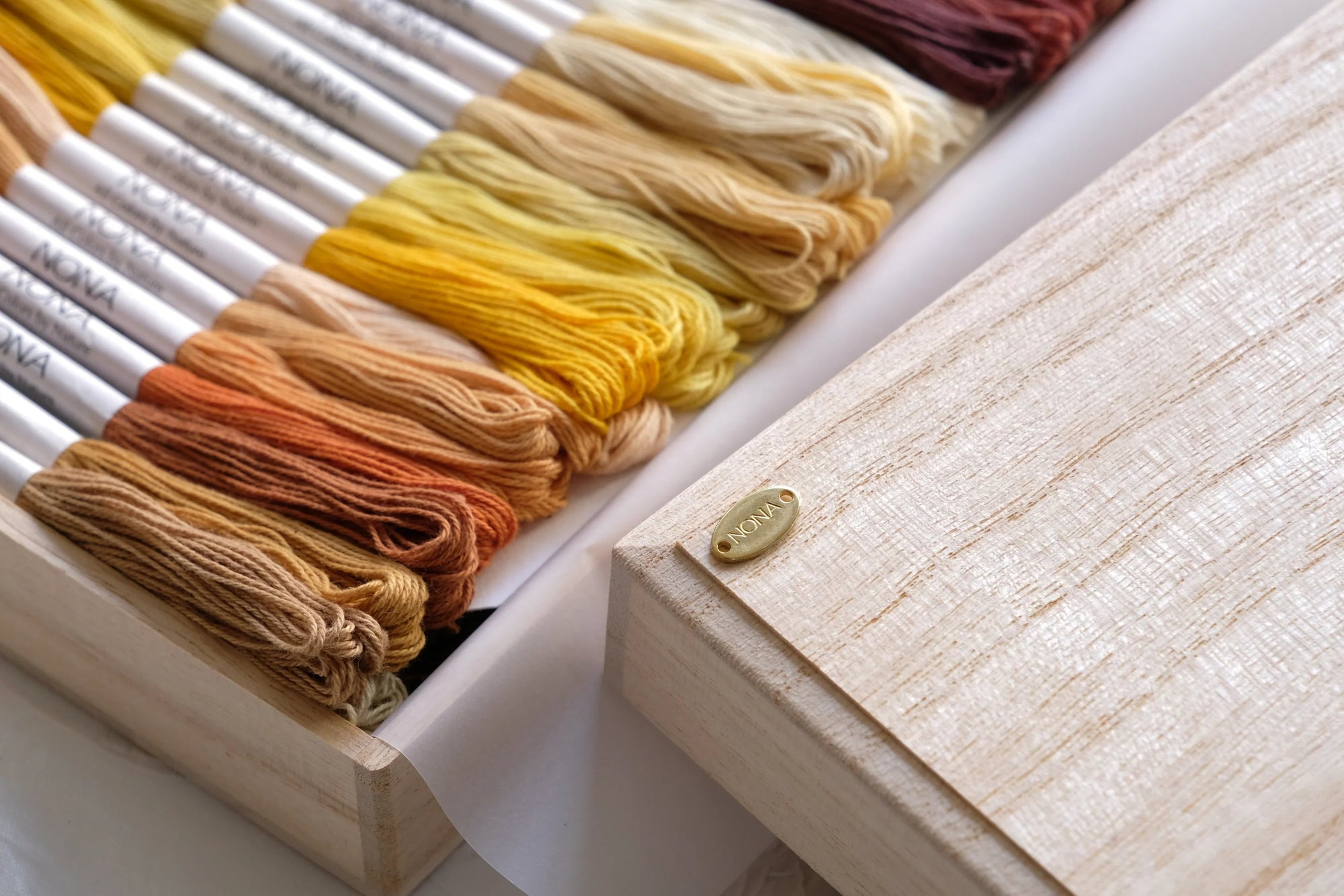 NONA Embroidery Thread 100 - Colour Set - NONA - The Little Yarn Store